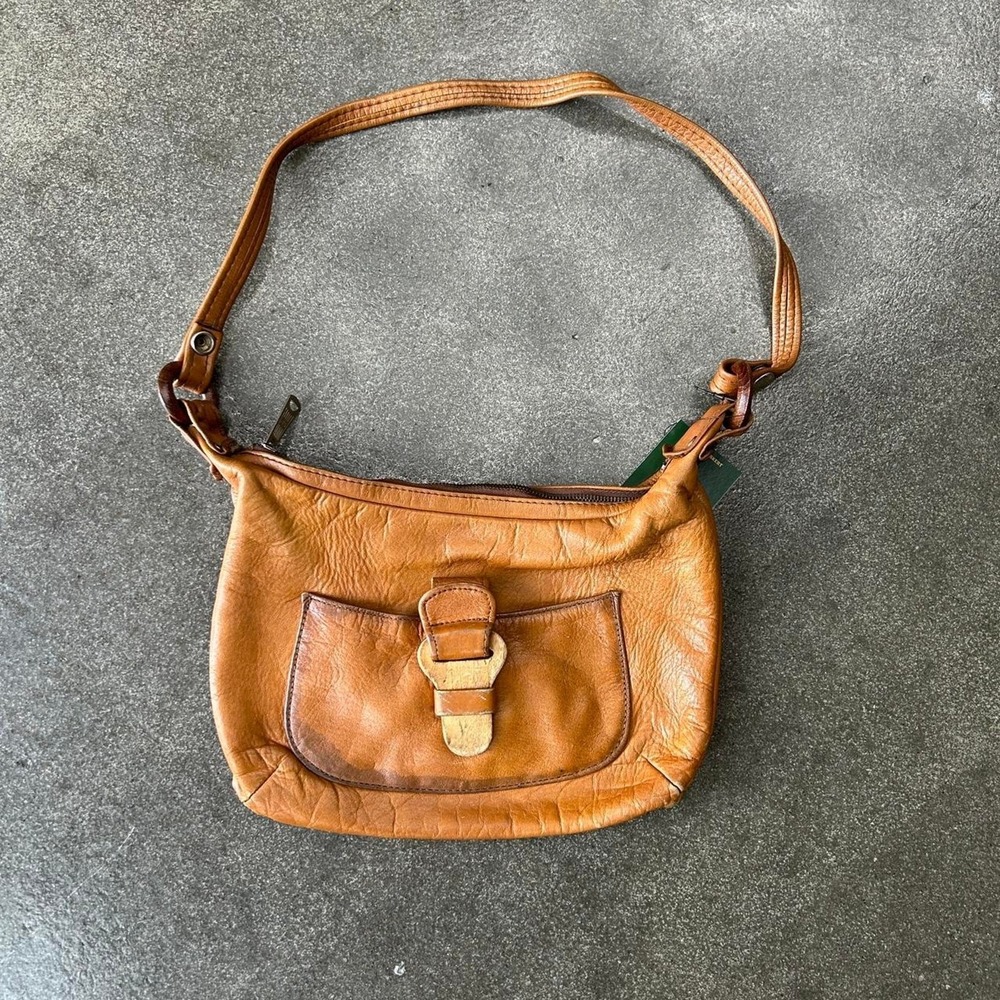 Vintage 80s Tan Brown Leather Shoulder Bag Wooden Closure Zip Close Purse